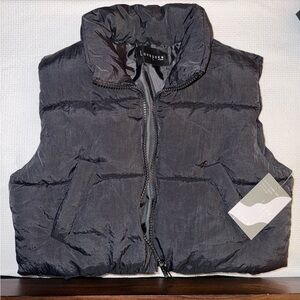 Love Poem by Block- NWT- Black Cropped Puffer Vest